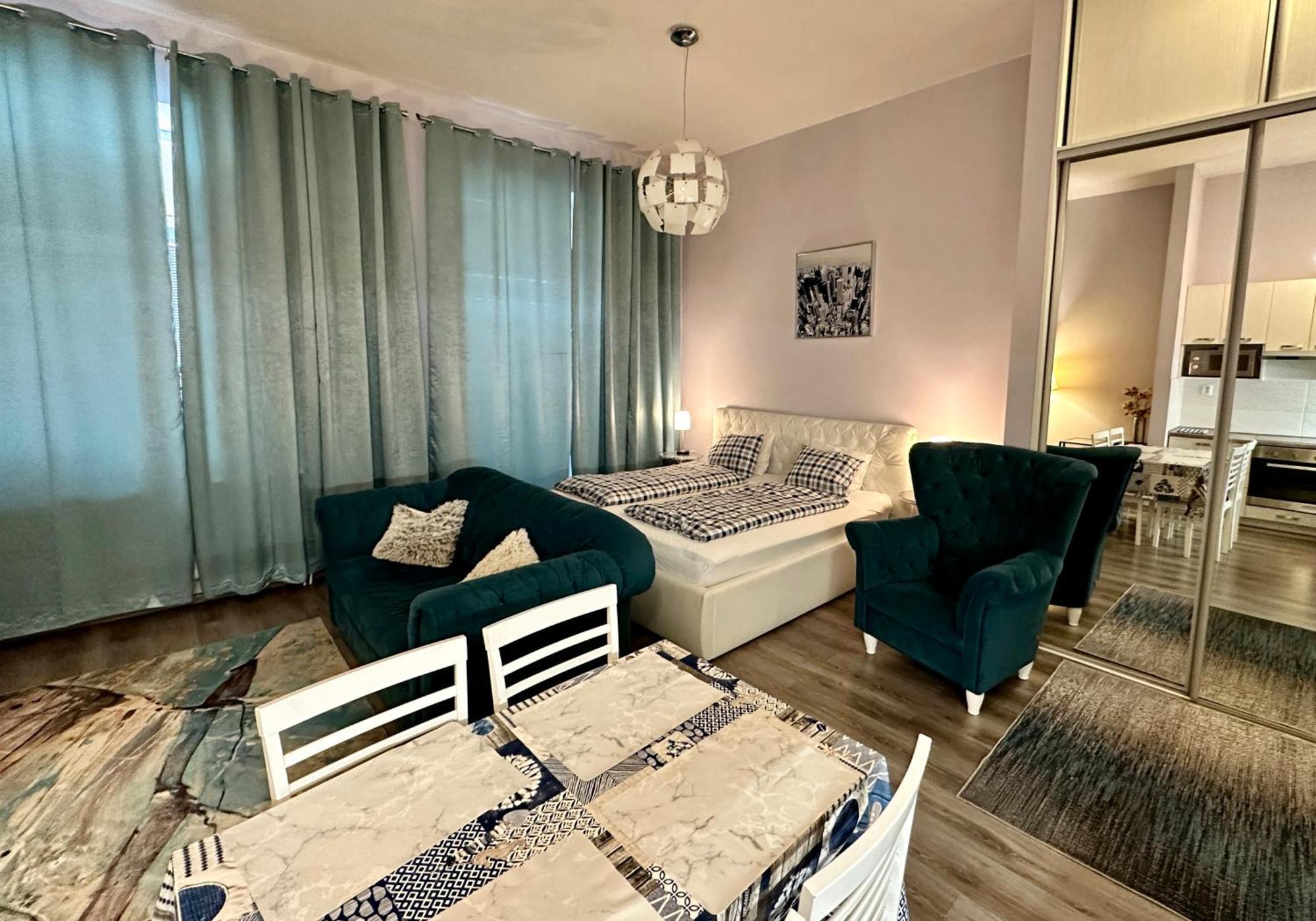 Kings Main Square Apartment Poprad Exteriér fotografie